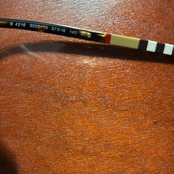 - ***- Burberry  made in Italy —-Cat-Eye -Sun Glasses. - Picture 7 of 13